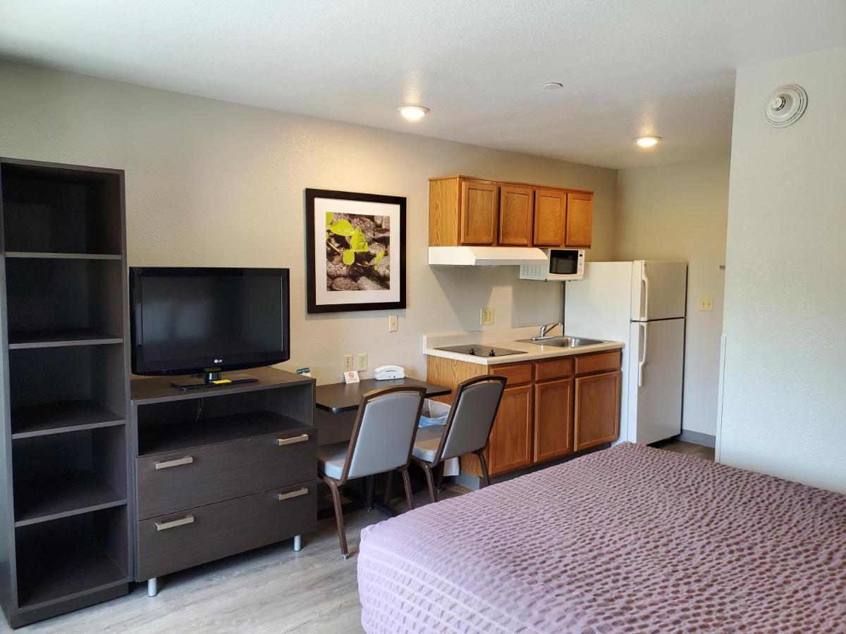 Woodspring Suites Kansas City Mission Merriam Bagian luar foto