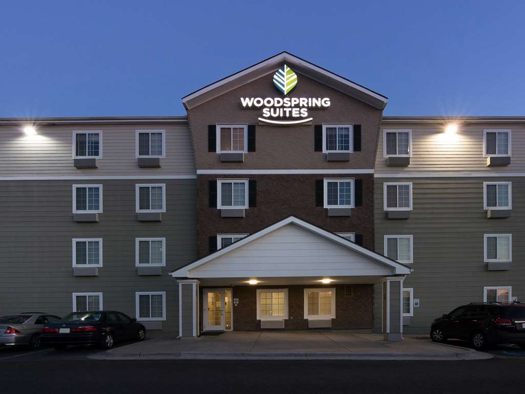 Woodspring Suites Kansas City Mission Merriam Bagian luar foto